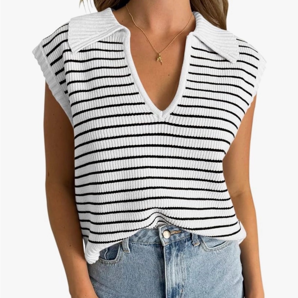 Chic Black and White Striped Knit Top